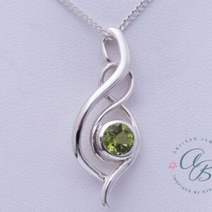 Bella peridot