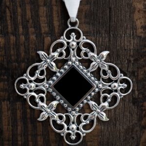 Maria black onyx